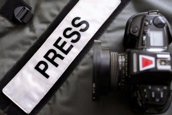 Відкрито кримінальне провадження за фактом нападу охоронців Медведчука на журналістів програми «Схеми» (ВІДЕО)