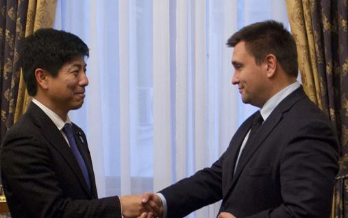 Япония упростит визовый режим с Украиной