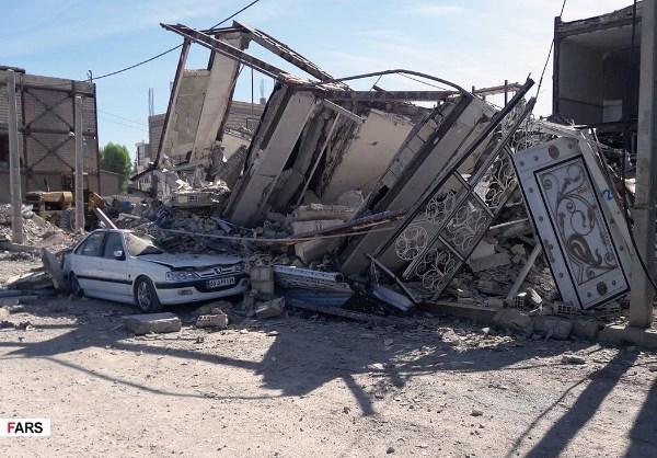 Землетрясение на границе Ирана и Ирака: количество жертв перевалило за 400 (ФОТО)