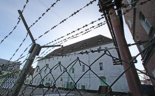 Удерживаемые в тюрьмах ЛНР сами покупают уголь для отопления — правозащитник