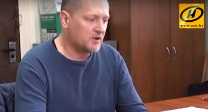 Опубліковано відео допиту українського журналіста, якого КДБ Білорусі називає шпигуном