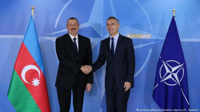 У НАТО стурбовані конфліктом в Нагірному Карабасі