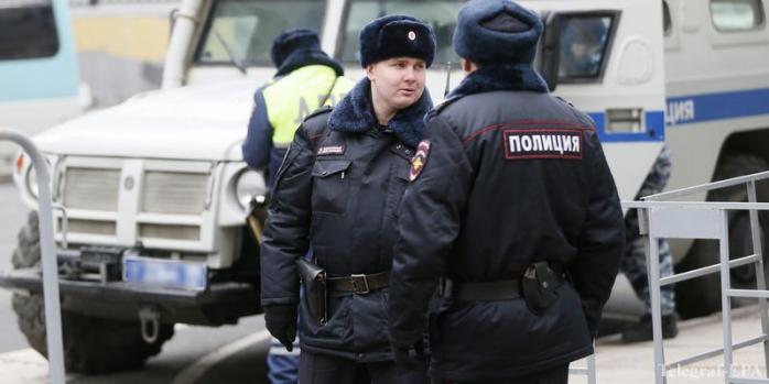Окупанти заявляють, що знайшли зброю і наркотики у кримських татар