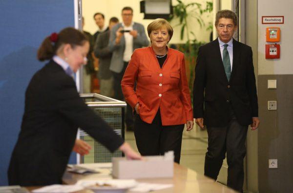 Меркель передумала и отказалась от идеи проведения новых выборов