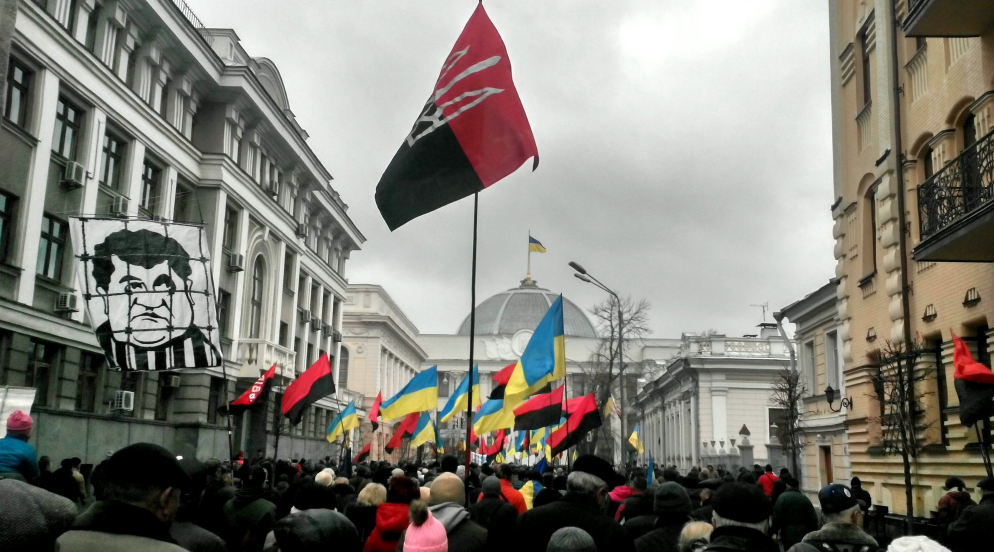 Фото: У Києві почалася акція під назвою "Марш за імпічмент"