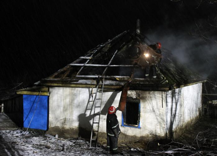 Пожар в селе Драбовцы Черкасской области. Фото: Управление ГСЧС в Черкасской области