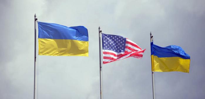 Флаги Украины и США. Фото: politeka.net