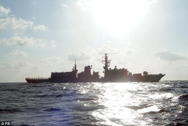 Фрегат ВМС Британии вышел на перехват четырех кораблей РФ в Ла-Манше