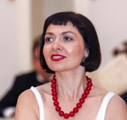 Елена Перехрест