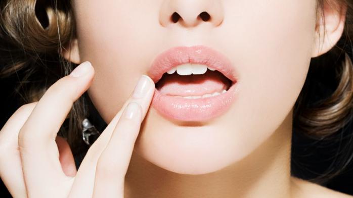 Збільшення губ: процедура та побічні ефекти