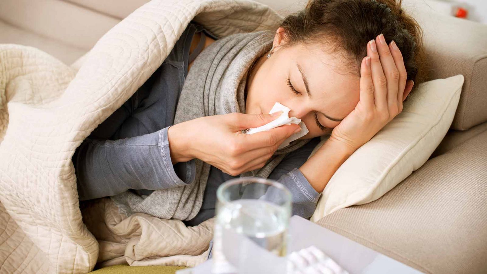 Обычная простуда проходит сама в течение трех-четырех дней
