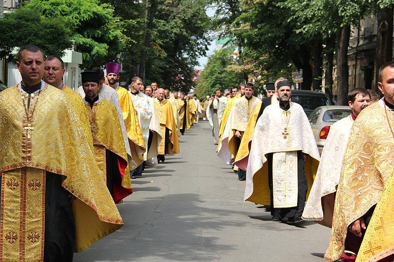 Украинская автокефальная православная церковь провела торжественный молебен и крестный ход 24 июля. Фото: church.net.ua