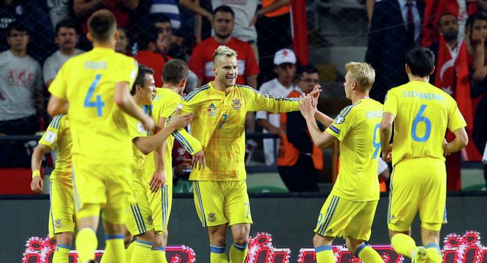 Игра сборной — главная светлая сторона украинского футбола в уходящем году. Фото: ffu.ua