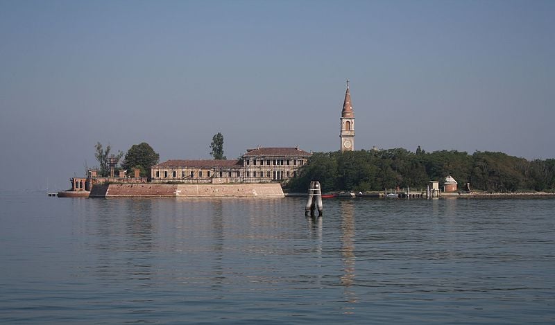 Запрещенные места планеты: Остров Повелья, Италия (Isola di Poveglia). Фото: Marco Usan / Panoramio
