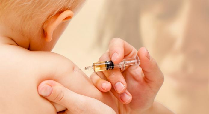 Вакцинация и противопоказания: иммунолог о новых правилах прививок