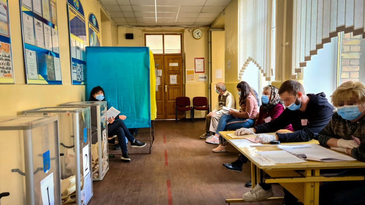 Местные выборы в Украине. Фото: Ракурс