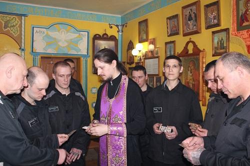 До українських тюрем збираються направити капеланів