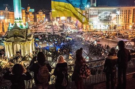 Украинцы — странные люди: если их бьют, а они бегут, то бегут защищать — социологи