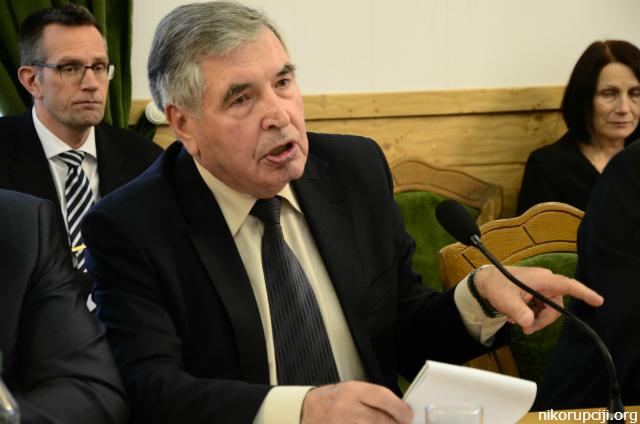 «Особый статус» территорий Конституцией Украины не предусмотрен — эксперт
