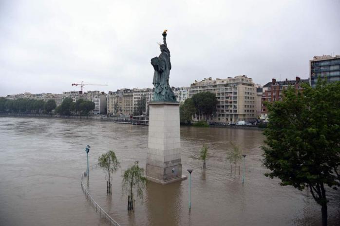 Наводнение в Париже. Фото: elmundo.es