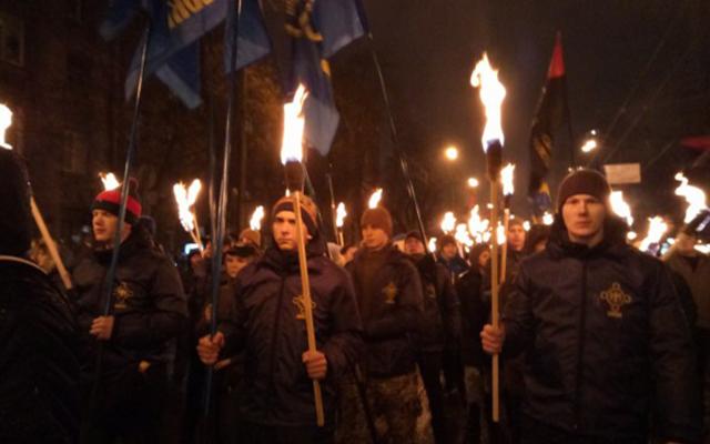 Факельное шествие в Киеве. Фото: Украинские новости