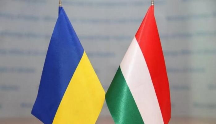 Освітній скандал: Угорщина має намір блокувати саміт Україна-НАТО