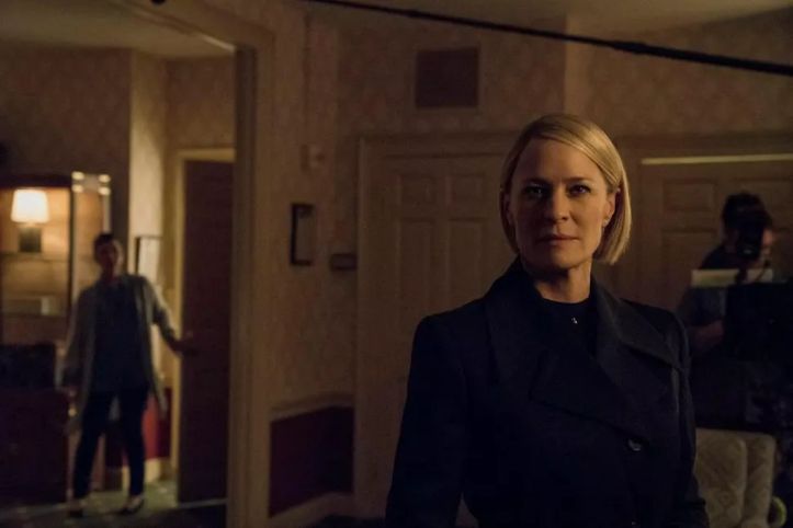 Клер Андервуд (Робін Райт) у сцені з останнього сезону «Карткового будинку». Фото: Netflix