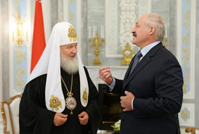 Александр Лукашенко (справа), фото: Regnum