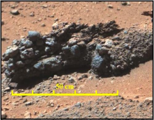 Марсіанські осадові породи з кратера Гейла. На вигляд не відрізняються від земних річкових відкладень, фото — Geosociety.