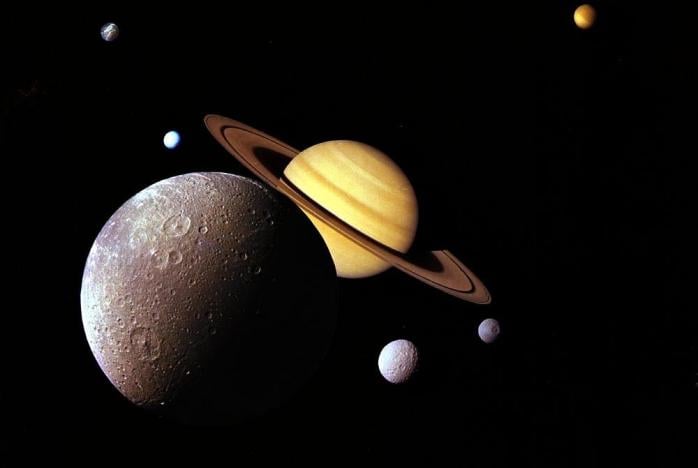 До супутника Сатурна відправиться місія з пошуку позаземного життя, фото: NASA