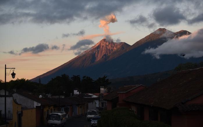 Вулкан Фуего. Фото: Twitter