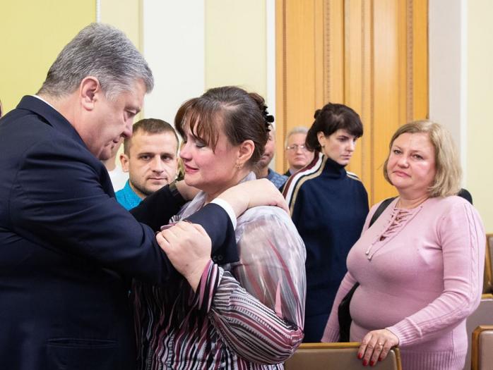 Во время встречи, фото — страница в Фейсбуке П.Порошенко