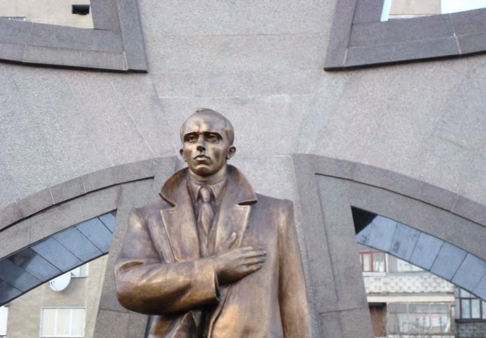 Пам'ятник Степану Бандері. Фото: rivne.media
