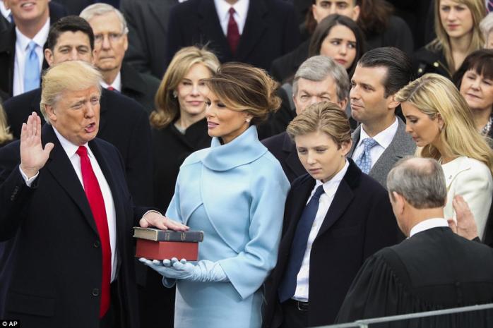 Во время инаугурации Трампа в 2017 году, фото — AP