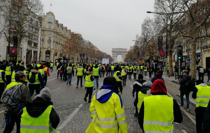 Протесты во Франции ослабли, фото — Figaro