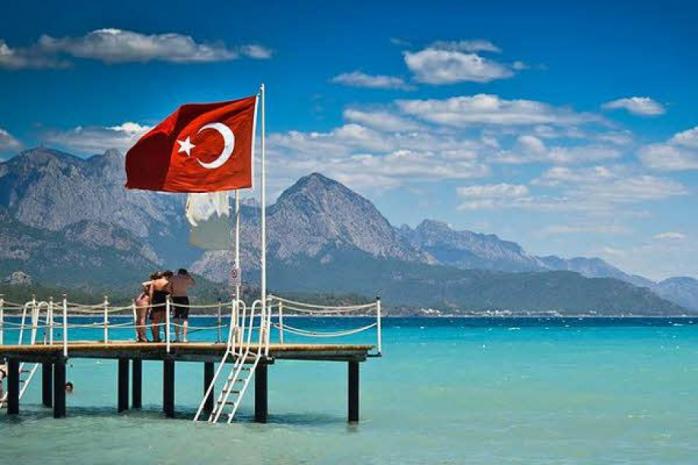 Налог на безопасность для туристов введут в Турции. Фото: Хабар 24
