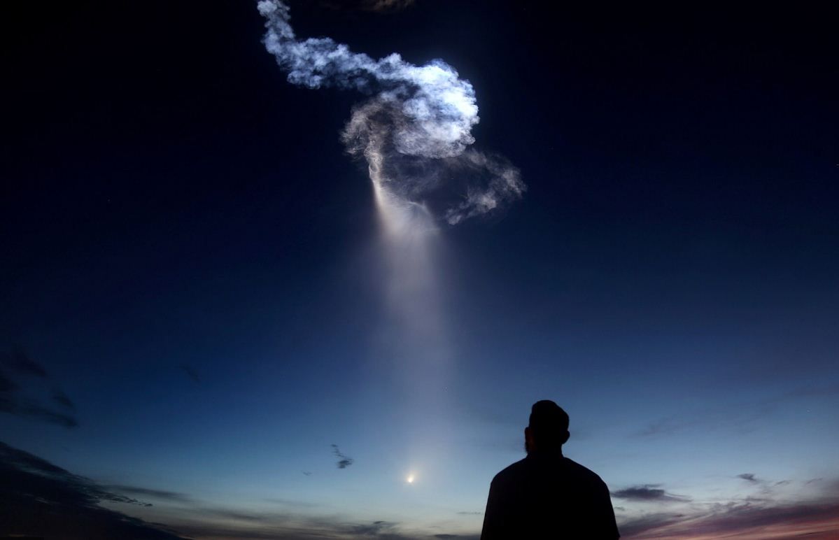 Старт ракеты SpaceX Falcon 9, которая везет груз к Международной космической станции. Мыс Канаверал, штат Флорида, 29 июня 2018 года