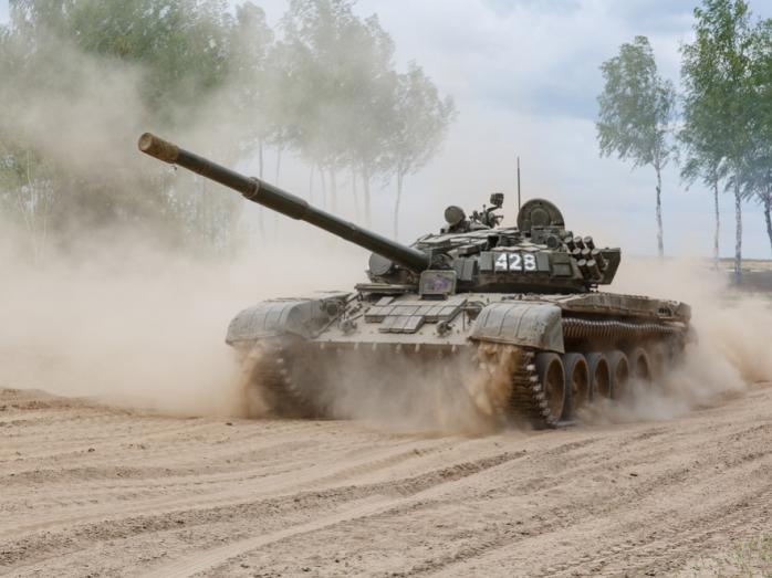 Російські танки на Луганщині. Фото: flickr.com