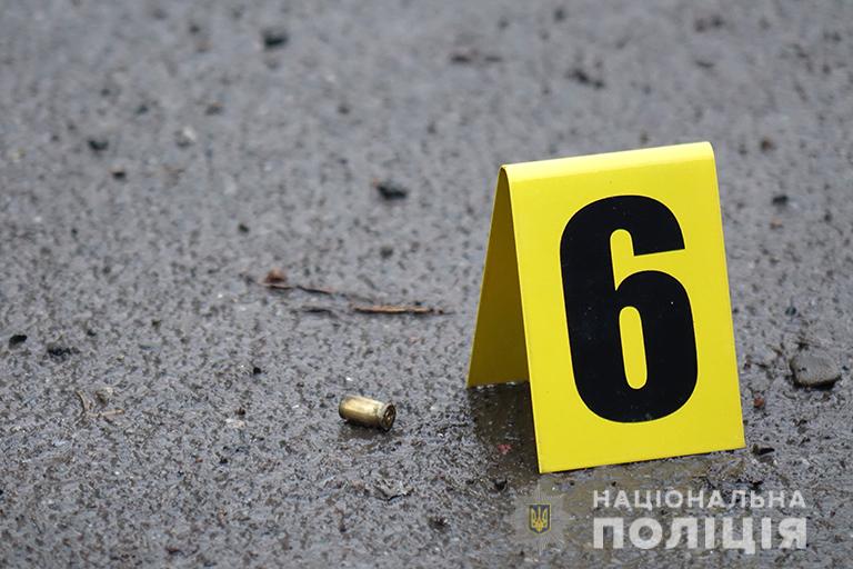 Застрелили невідомого в Івано-Франківську. Фото: Нацполіція