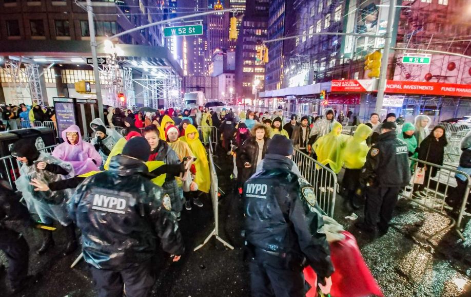 Полиция Нью-Йорка, Новый год на Таймс-сквер. Фото: @NYPDChiefofDept / Twitter