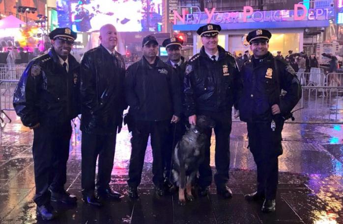 Полиция Нью-Йорка, Новый год на Таймс-сквер. Фото: @NYPDChiefofDept / Twitter
