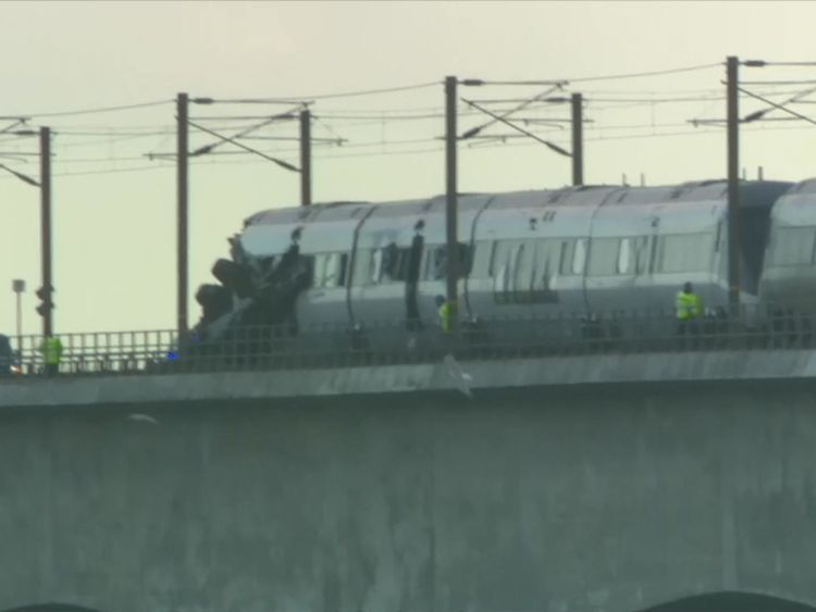 Железнодорожная авария в Дании, фото — euronews.com