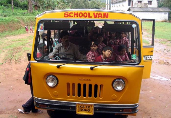 ДТП со школьным автобусом в Индии
