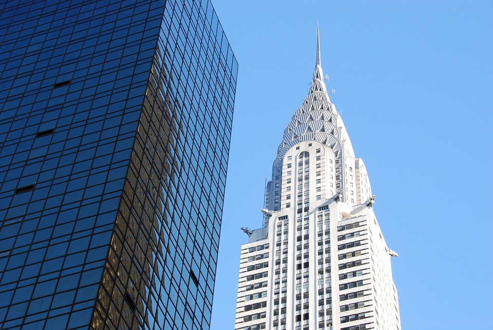 Один из самых известных небоскребов в Нью-Йорке – Крайслер-билдинг 