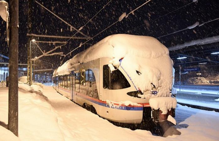 Снежный шторм в Европе