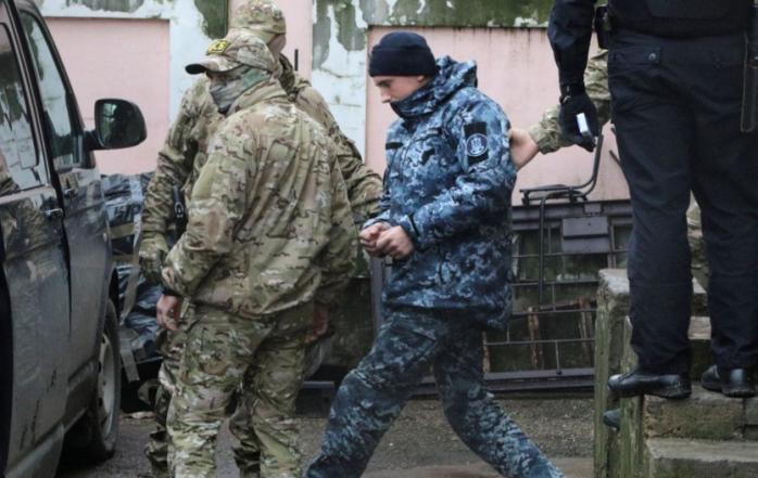 Суд над военнопленными украинскими моряками