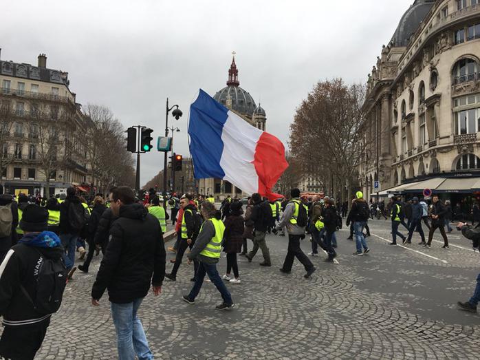 Протести жовтих жилетів. Фото: Jean-Baptiste Semerdjian у Twitter