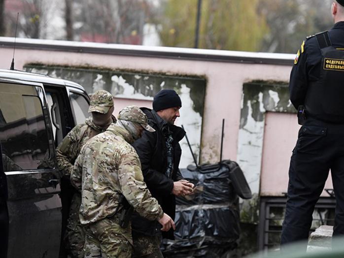 Суд арештував українських військовополонених до 24 квітня. Фото: Фокус
