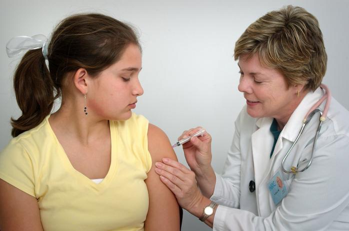 У світі існує значний рівень недовіри до вакцинації, фото: Freestockphotos.biz