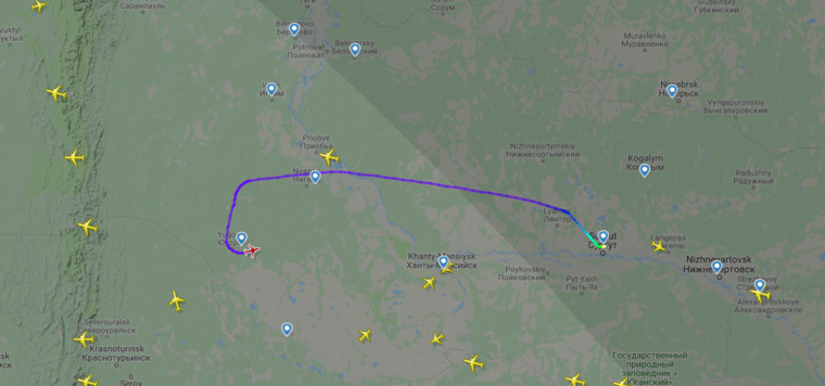 В России самолет изменил курс по требованию пассажира. Скриншот авиапортала Flightradar24.com 